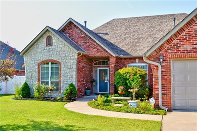 2705 Woodbridge Dr, Shawnee, OK 74804 - photo 2