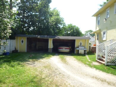 333-335 333 Holmes Place, Marion, OH 43302 - photo 3