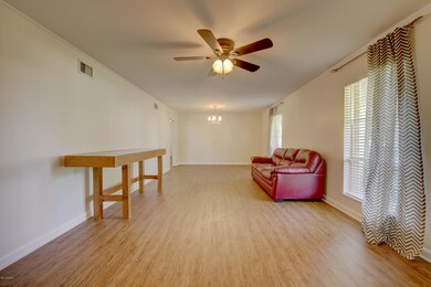Meadow Ln-7