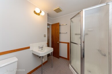 3705 Bluebird Ln, Rolling Meadows, IL 60008 - photo 4