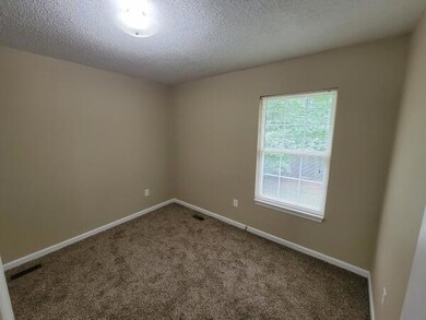 1707 Daytona Ct, Johnson City, TN 37601 - photo 4