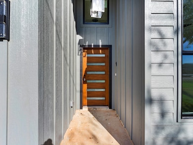 5105 Waterbury Ct, Granbury, TX 76048 - photo 4