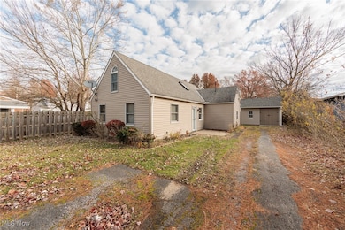 9855 Dupont Dr, Columbia Station, OH 44028 - photo 3