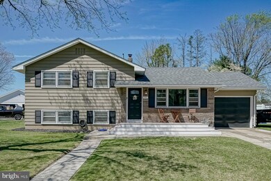 355 Lakeview Dr, Hammonton, NJ 08037 - photo 2