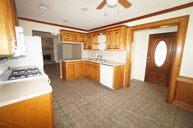 7926 Split Oak Dr, Houston, TX 77040 - photo 5