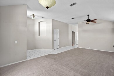 1025 Highland Station Dr, Saginaw, TX 76131 - photo 5