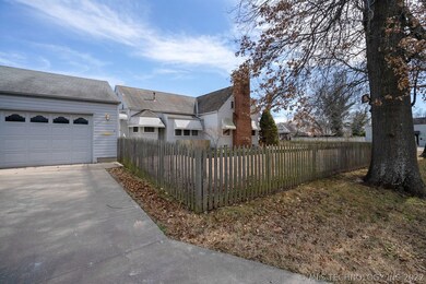 404 E 5th St, Claremore, OK 74017 - photo 3