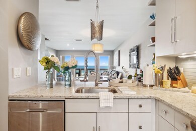 6-web-or-mls-23011-front-beach-rd-47