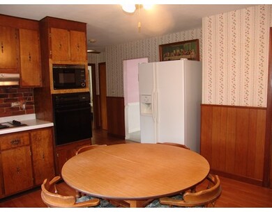 19 Saint Nicholas Ave, Worcester, MA 01606 - photo 6