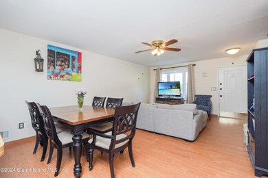 52 Cypress Loop, Staten Island, NY 10309 - photo 5