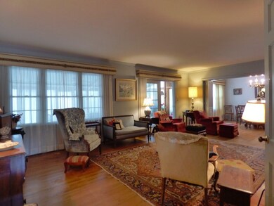 316 E Lakewood St, Nacogdoches, TX 75965 - photo 4