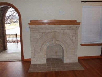 1127 N Broadway Ave, Shawnee, OK 74801 - photo 5
