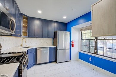 75 Pear Tree Ln unit 10C, Franklin Park, NJ 08823 - photo 5