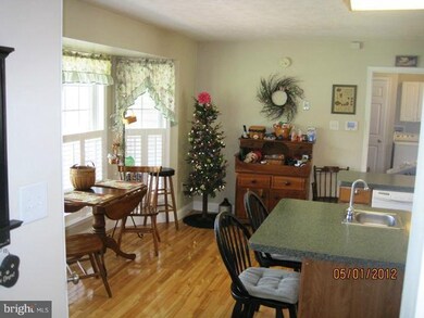 787 Cider Dr, Bunker Hill, WV 25413 - photo 3