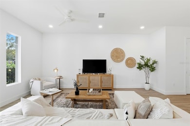 521 W Princeton St, Orlando, FL 32804 - photo 3