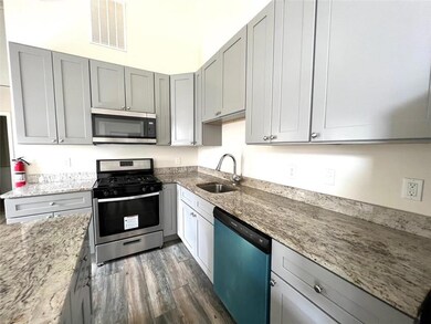 374 W Main St unit 202, Bath, PA 18014 - photo 3