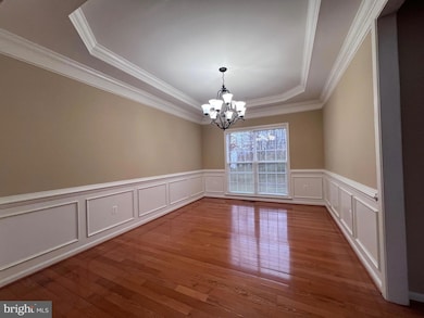 22289 Lost Branch Cir, Ashburn, VA 20148 - photo 5