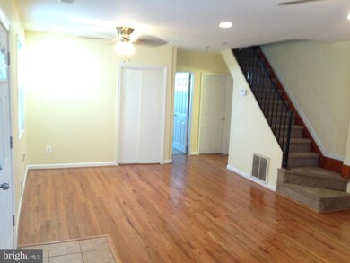 5026 N Englewood Dr, Capitol Heights, MD 20743 - photo 6