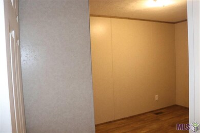 15111 Scorpio Ave, Pride, LA 70770 - photo 6