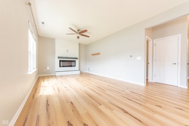 4679 Bayview Dr, Columbus, IN 47203 - photo 2