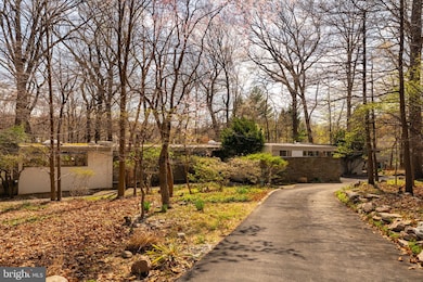 301 Hughes Rd, King of Prussia, PA 19406 - photo 2