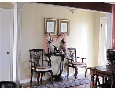 Foyer.