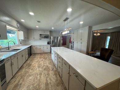 360 Wildwood Rd, West Green, GA 31567 - photo 6