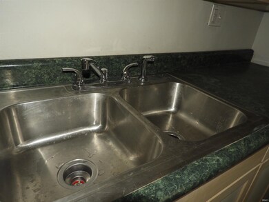 2319 Nichol Ave, Anderson, IN 46016 - photo 4