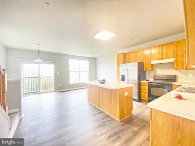 135 Fieldstone Ct, Frederick, MD 21702 - photo 6