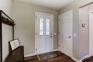 508 Cranberry W, Findlay, OH 45840 - photo 2