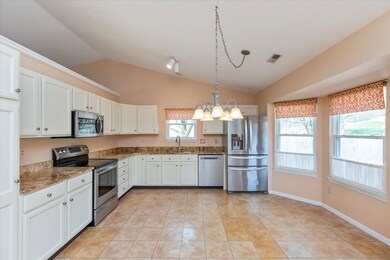 1013 Charnwood Pkwy, Beech Grove, IN 46107 - photo 7