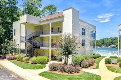 100 Bay Point Unit 201 Dr, Alexander City, AL 36853 - photo 5