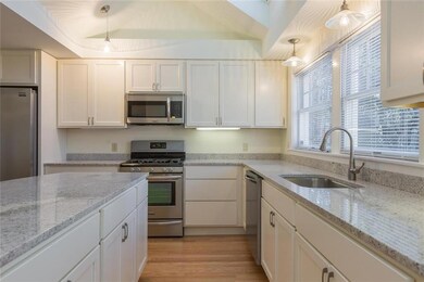 33 Kingsmark Ln, Portland, ME 04102 - photo 7