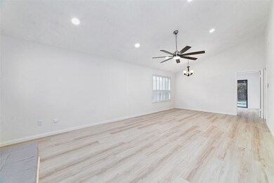 10707 Coralstone Rd, Houston, TX 77086 - photo 3