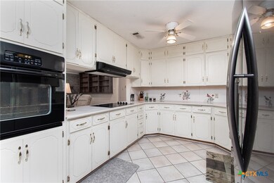 1600 Clarence Rd, Temple, TX 76501 - photo 7