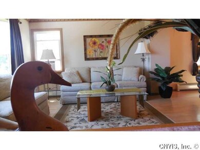 Living Room Tons of natural light!