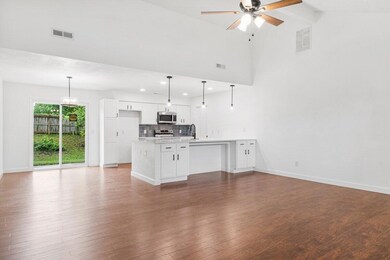 206 W Hunter Dr, Nixa, MO 65714 - photo 4