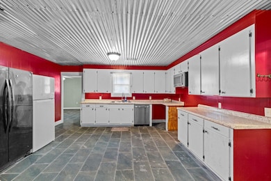 1008 Beatrice Ave, Columbia, MS 39429 - photo 7