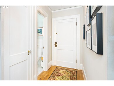 Entrance/Foyer