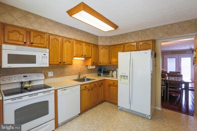 3 Powhurst Ct, Nottingham, MD 21236 - photo 5