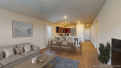 19 Blue Bell St, Bristow, OK 74010 - photo 3