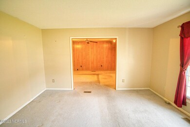 Interior Photos (1)