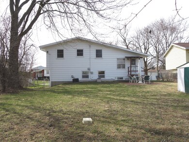 2212 Birch Ln, Rolling Meadows, IL 60008 - photo 3