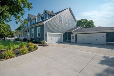 4 1/2 Car Garage Total