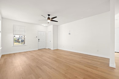 600 Coffee Berry Dr, Georgetown, TX 78626 - photo 4