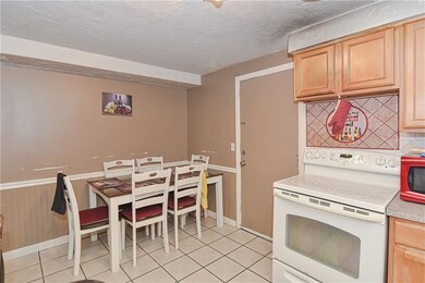 11 Woodbine St unit 2, Pawtucket, RI 02860 - photo 5