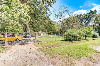 9006 Spaulding St, Houston, TX 77016 - photo 4