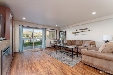 322 W Woodin Ave unit 610, Chelan, WA 98816 - photo 5
