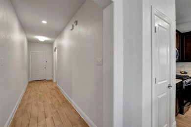 10900 Aledo Ln, Aubrey, TX 76227 - photo 4