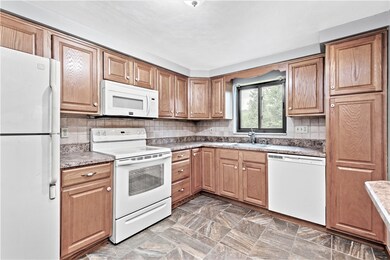 171 Wilps Dr, Herminie, PA 15637 - photo 7